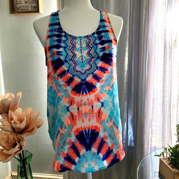 🌞4/$20 Silky Top - Picture 2 of 6